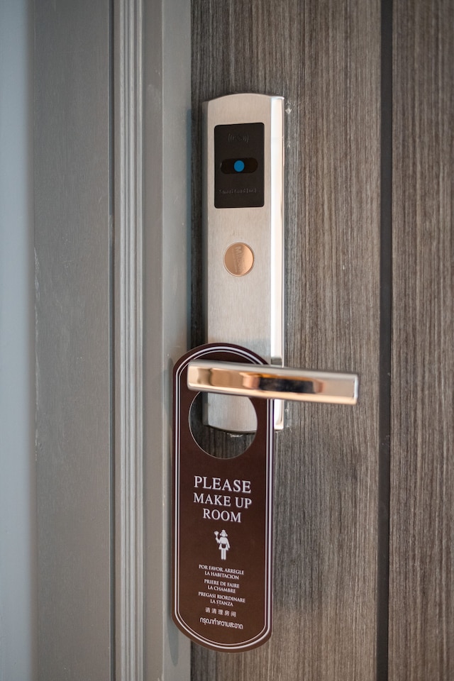 オブリーク アパートメント