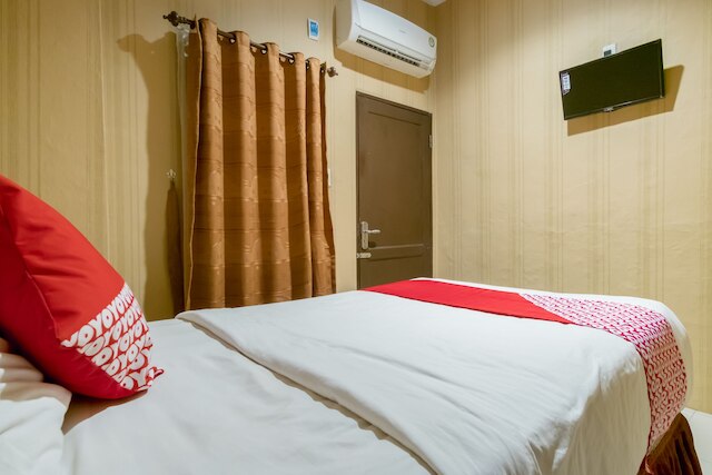 ホテル O メダン ニアー ガジャ マダ フォーマリー ホテル ラブハン ラヤ