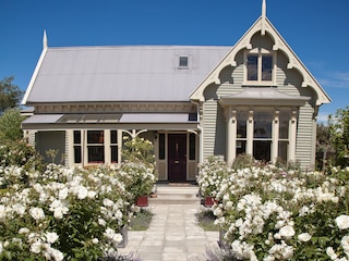 ララック ローズ ブティック ベッド アンド ブレックファスト