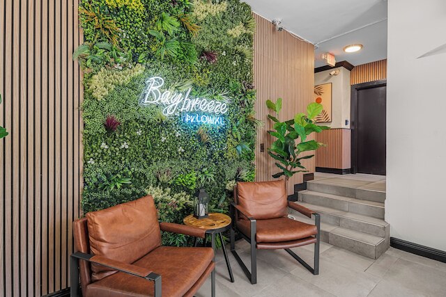 ベイブリーズ アパートメンツ バイ ロウクル