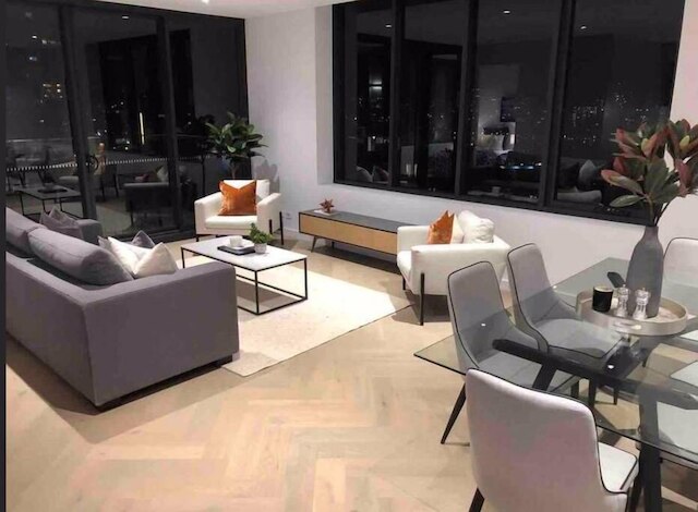 ブランニュー ラグジュアリー ウォータービュー 3 ベッドルーム駐車場付き