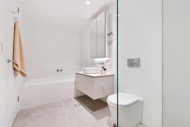 ブランニュー ラグジュアリー ウォータービュー 3 ベッドルーム駐車場付き