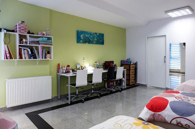 キャンプシティ キズ オグレンチ ユルドゥ カディコイ