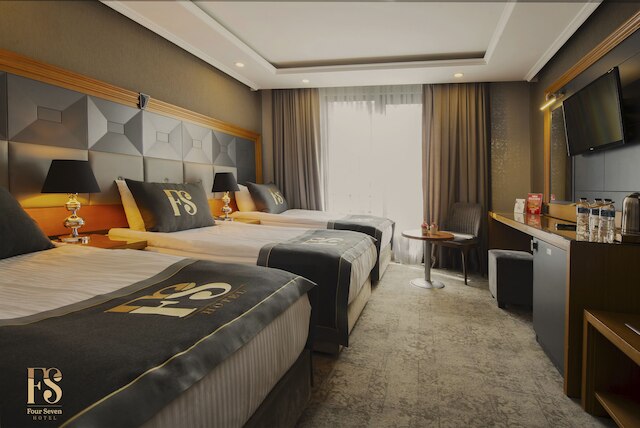 フォー セブン ホテル