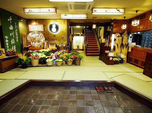 民芸の宿 中央ホテル