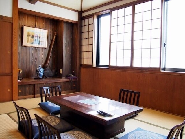 民芸の宿 中央ホテル