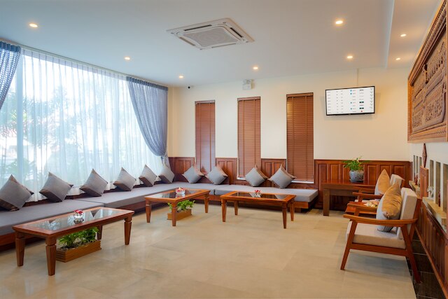 モニー リーチ アンコール ホテル