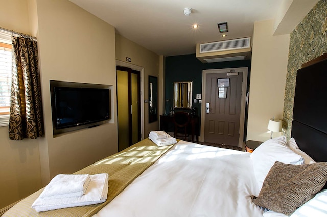 ザ モルスターズ アームズ