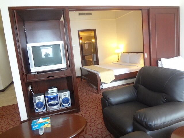 KL ベター アパルトメント アット タイムズ スクエア