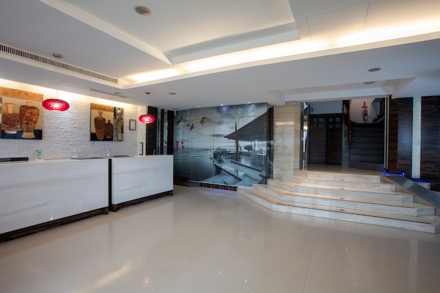 Hotel Cloud Riverside (觀海樓海景大飯店)