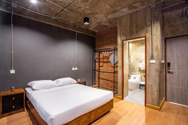 カエン ホステル