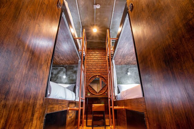 カエン ホステル