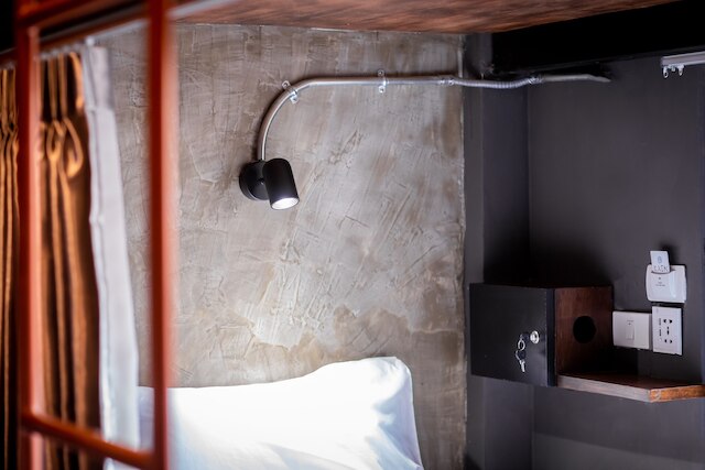 カエン ホステル