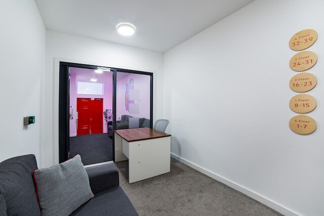 OYO ヴィンセント アパートメンツ