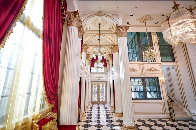 サン ムーン レイク クイーン キャッスル ホテル