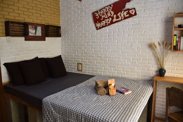 ザ ハッピー バード B&B