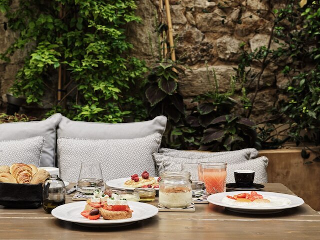 A77 スイーツ, スモール ラグジュアリー ホテルズ オブ ザ ワールド