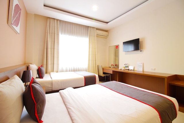 コレクション O パスツール ニア パリス ヴァン ジャバ モール フォーマリー スイート カリナ