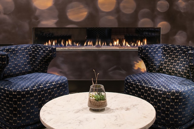 ハーロウ ホテル