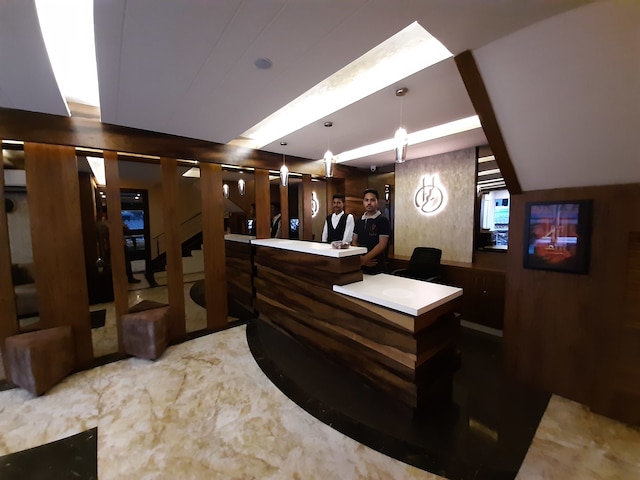 リザ レジデンシー