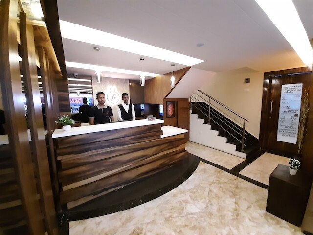 リザ レジデンシー