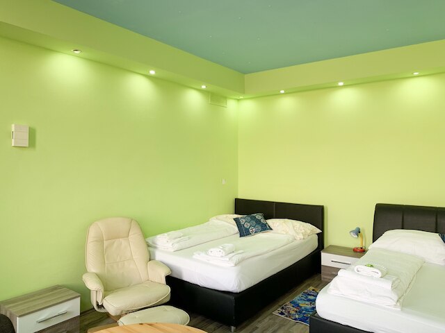 デルフィン アパートメント