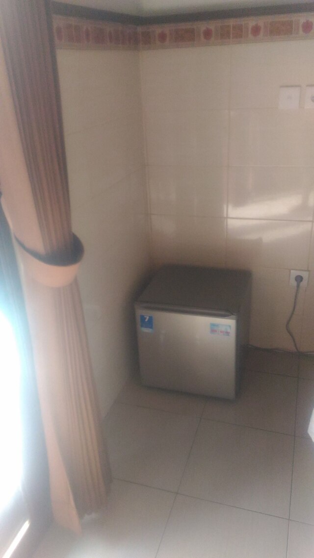 デウィ アンタラ ホームステイ