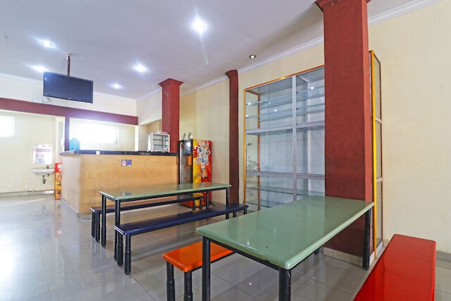 ゲスト ハウス タマンサリ シャリア