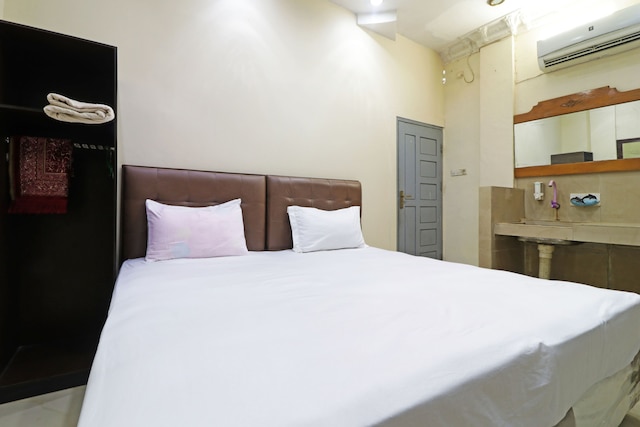 ウタマ シャリア