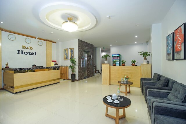 B & B ホテル クアン ホア