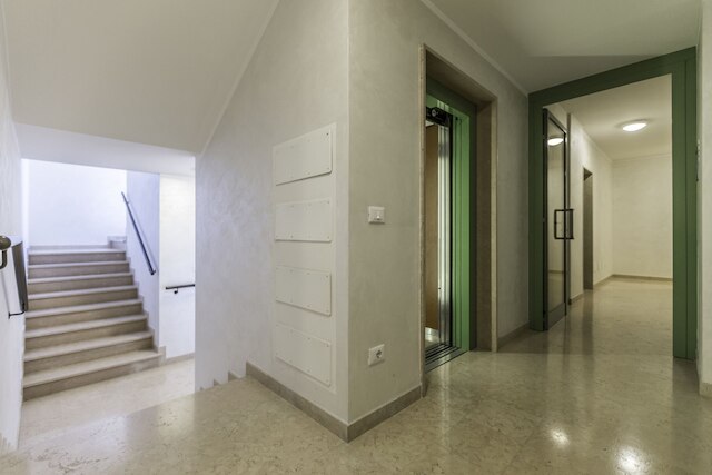 アパルタメント フロイト 8