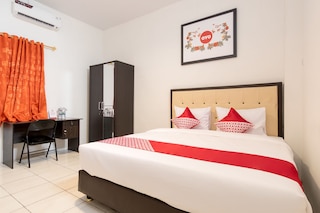 ホテル O バクティ ホームステイ