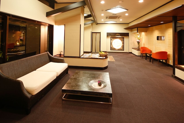 源泉かけ流しと創作イタリアンの宿 Albergo 湯楽