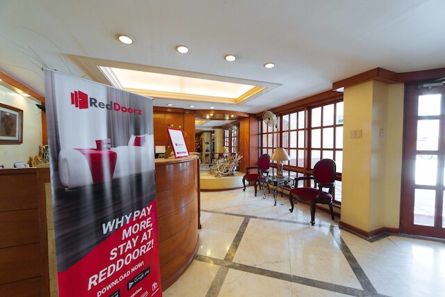 レッドドアーズ @ ザ マナー ダヴァオ