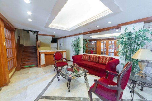 レッドドアーズ @ ザ マナー ダヴァオ