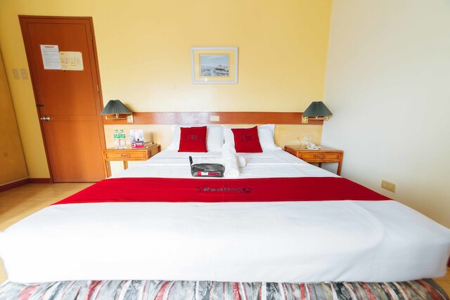 レッドドアーズ @ ザ マナー ダヴァオ