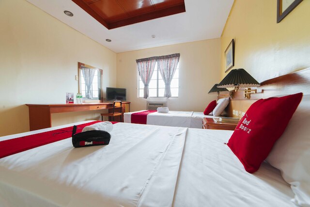 レッドドアーズ @ ザ マナー ダヴァオ