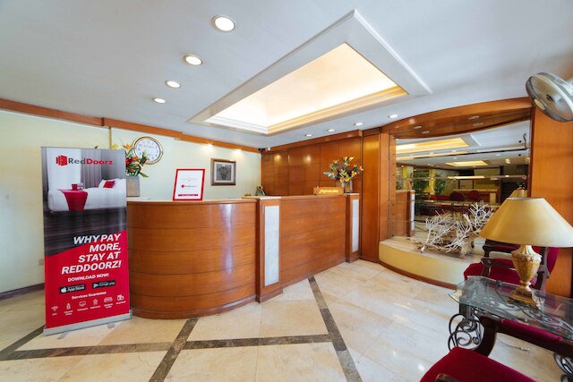 レッドドアーズ @ ザ マナー ダヴァオ