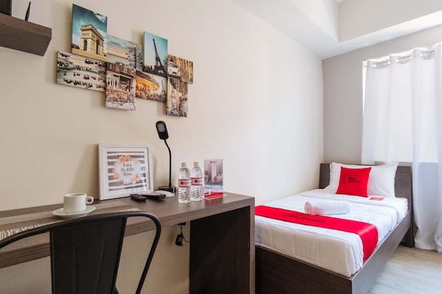 レッドドアーズ プレミアム @ ビスタ ハイツ レガルダ