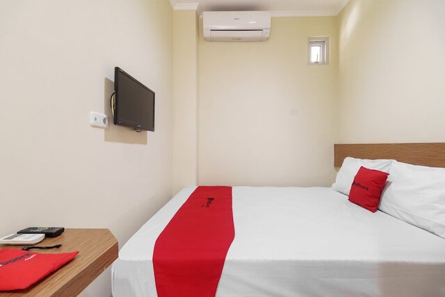 レッドドアーズ @ ジャラン ジェンデラル スダーマン パレムバン 2