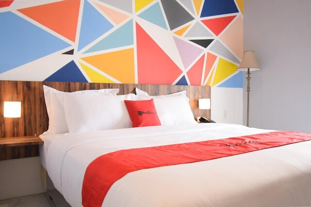 レッドドアーズ プラス ユニメッド メダン近く