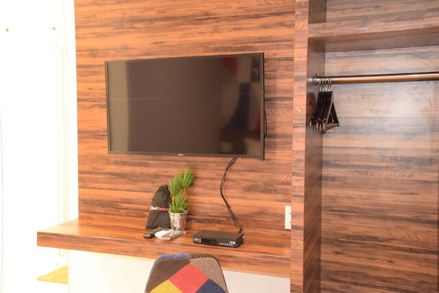 レッドドアーズ プラス ユニメッド メダン近く