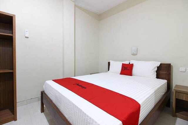 レッドドアーズ ジョッジャ ケンバリ モニュメント近く 3