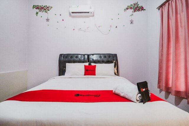 レッドドアーズ ミレニアム ICT センター メダン近く