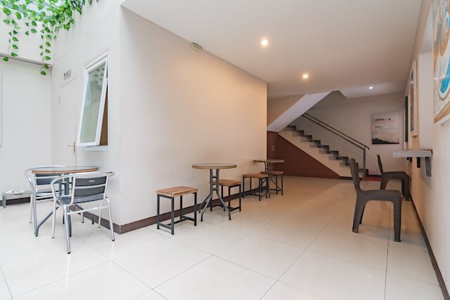 レッドドアーズ プラス @ ダーゴ ポジョク 3