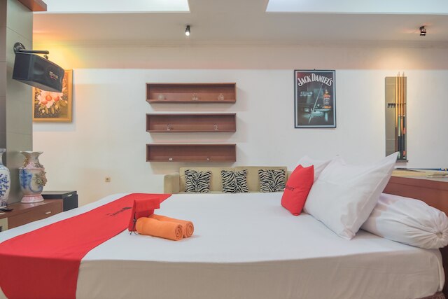 レッドドアーズ ニア マーガーユ ラヤ