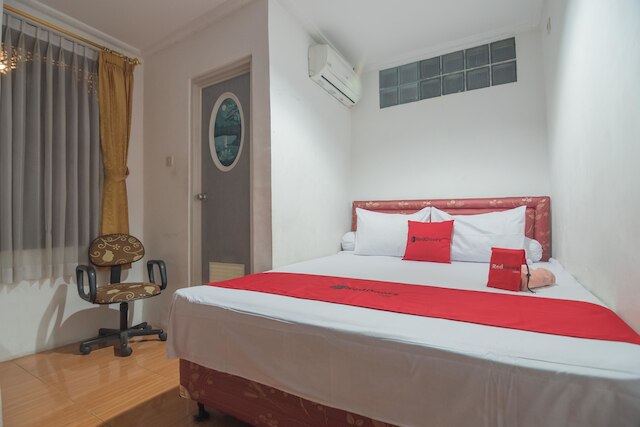 レッドドアーズ ニア マーガーユ ラヤ