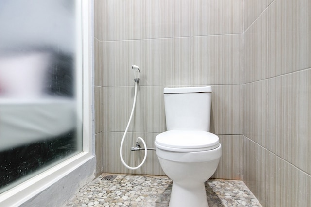 レッドドアーズ ニア グラハ サバ UGM