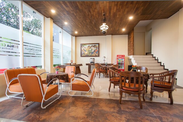 レッドドアーズ プレミアム @ ジャラン セングケー