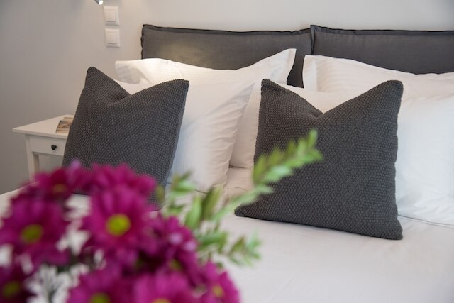 リビング ニア アクロポリス、シルヴィア スタイコウ